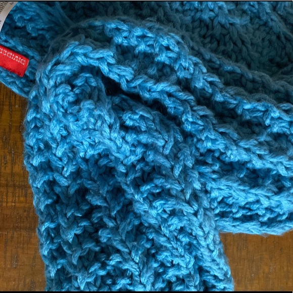 HM scarf - Picture 4 of 4